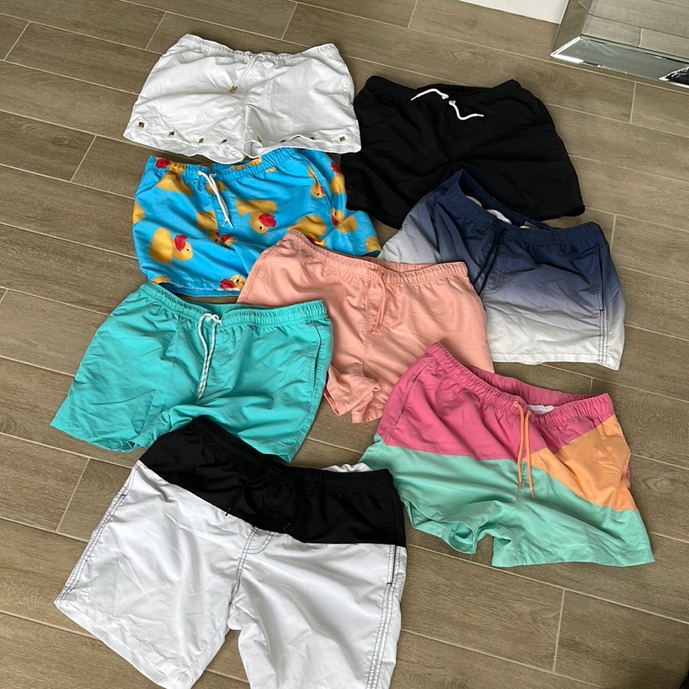 8 for 1 men’s ASOS size large swim bundle!!!!